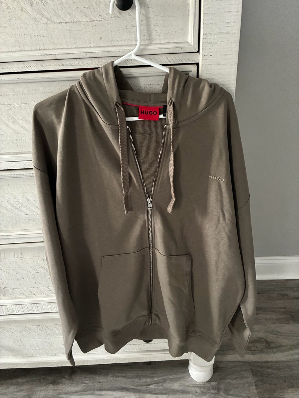 HUGO Men's medium gray Full-Zip Hoodie Sweater